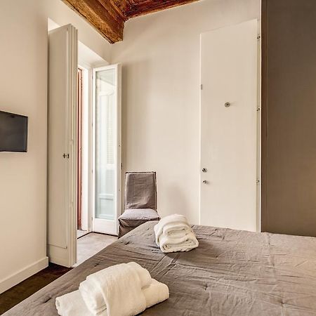 Piazza Farnese Exclusive View 2 Bedroom En Suite Rome Bagian luar foto