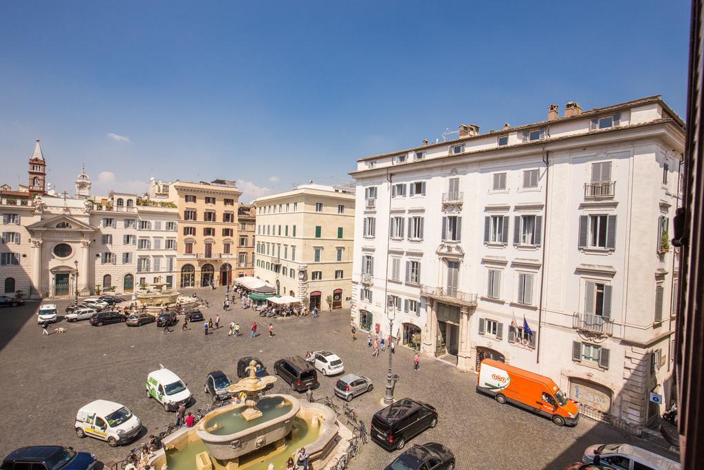 Piazza Farnese Exclusive View 2 Bedroom En Suite Rome Bagian luar foto