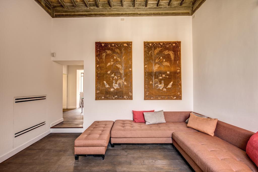 Piazza Farnese Exclusive View 2 Bedroom En Suite Rome Bagian luar foto