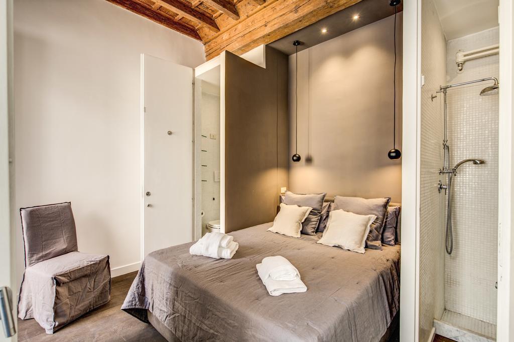 Piazza Farnese Exclusive View 2 Bedroom En Suite Rome Bagian luar foto
