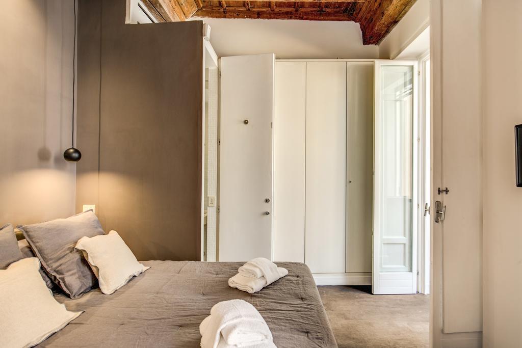 Piazza Farnese Exclusive View 2 Bedroom En Suite Rome Bagian luar foto