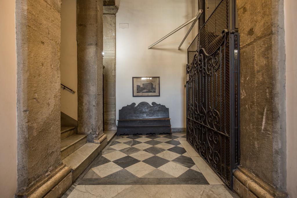 Piazza Farnese Exclusive View 2 Bedroom En Suite Rome Bagian luar foto