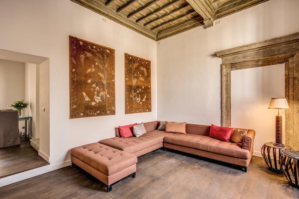 Piazza Farnese Exclusive View 2 Bedroom En Suite Rome Bagian luar foto