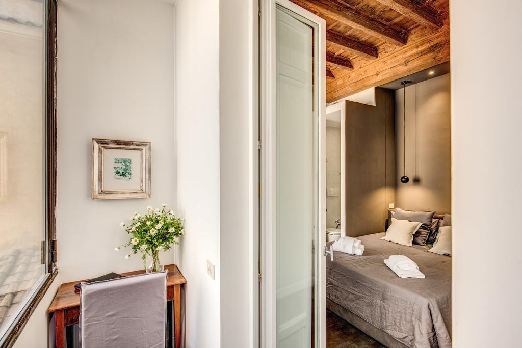 Piazza Farnese Exclusive View 2 Bedroom En Suite Rome Bagian luar foto