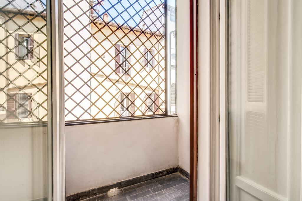 Piazza Farnese Exclusive View 2 Bedroom En Suite Rome Bagian luar foto